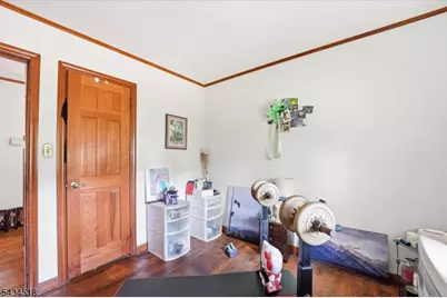 160 Hayes Ave, Clark Township, NJ 07066 - Photo 33