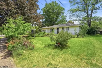 160 Hayes Ave, Clark Township, NJ 07066 - Photo 47