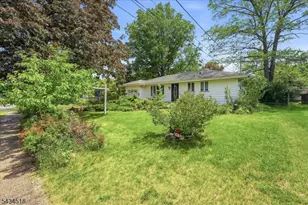 160 Hayes Ave, Clark Township, NJ 07066 - Photo 47