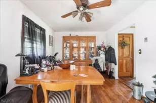 160 Hayes Ave, Clark Township, NJ 07066 - Photo 41