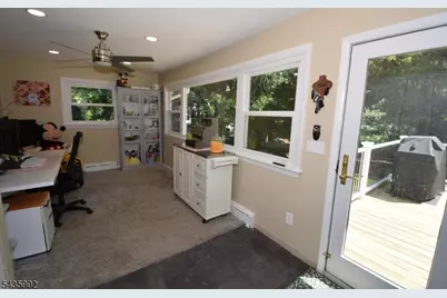 567 Foothill Rd, Bridgewater, NJ 08807 - Photo 19
