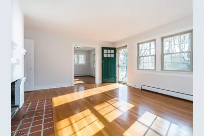 81A Alexander Ave #1, Montclair, NJ 07043 - Photo 3