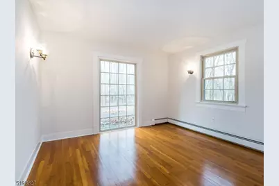 81A Alexander Ave #1, Montclair, NJ 07043 - Photo 11