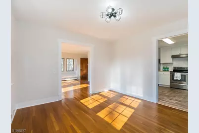 81A Alexander Ave #1, Montclair, NJ 07043 - Photo 5