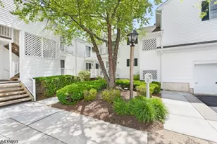 125 Smith Field Ct Ondo, Bernards Township, NJ 07920 - Photo 17