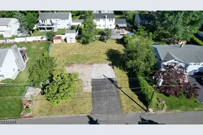 8 North Way, Hopatcong, NJ 07843 - Photo 1