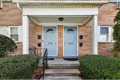 38-02 Dobrin Ct, Fair Lawn, NJ 07410 - Photo 13