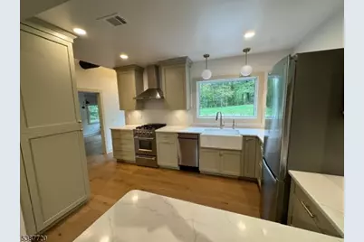 24 Lakeview Point Ave, Frankford Township, NJ 07826 - Photo 5