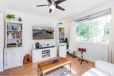 33 Linden Ave, Montclair, NJ 07042 - Photo 5