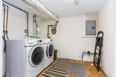 33 Linden Ave, Montclair, NJ 07042 - Photo 23