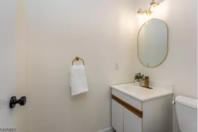 42 Johnson Ave, Bloomfield, NJ 07003 - Photo 25
