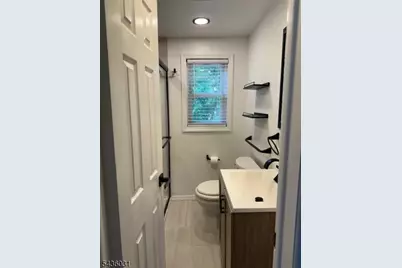929 Warren St #2, Roselle, NJ 07203 - Photo 17