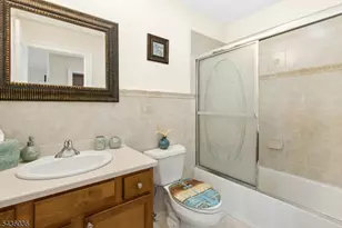 1 Hartman Ct, Clark Township, NJ 07066 - Photo 27