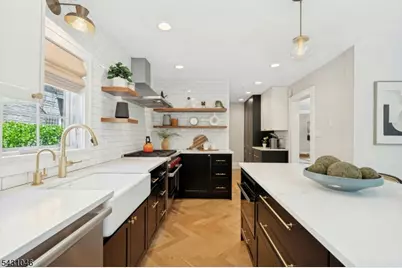 2 Columbus Ave, Montclair, NJ 07042 - Photo 15