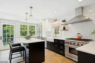 2 Columbus Ave, Montclair, NJ 07042 - Photo 17