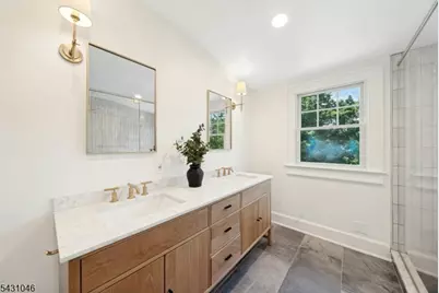 2 Columbus Ave, Montclair, NJ 07042 - Photo 31