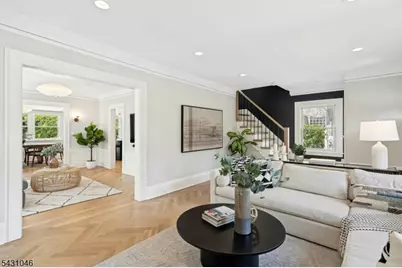 2 Columbus Ave, Montclair, NJ 07042 - Photo 5
