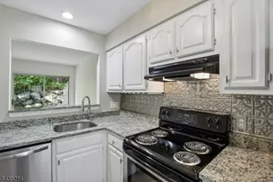 23 Rushmore Ln, Allamuchy Township, NJ 07840 - Photo 17