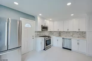311 W 3rd Ave, Roselle, NJ 07203 - Photo 7