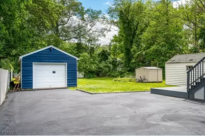 311 W 3rd Ave, Roselle, NJ 07203 - Photo 35