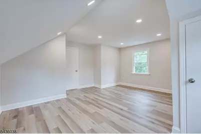 311 W 3rd Ave, Roselle, NJ 07203 - Photo 25