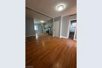 830 S 16th St #3, Newark, NJ 07108 - Photo 5