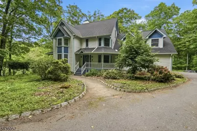 4 Meadow Oak Dr, Frelinghuysen Township, NJ 07825 - Photo 1