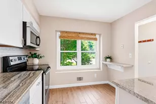 6 Carriage Ln, Sparta Township, NJ 07871 - Photo 7