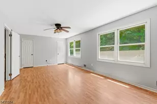 6 Carriage Ln, Sparta Township, NJ 07871 - Photo 15