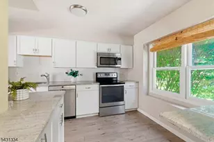 6 Carriage Ln, Sparta Township, NJ 07871 - Photo 5