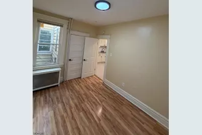 816 S 16th St, Newark, NJ 07108 - Photo 9