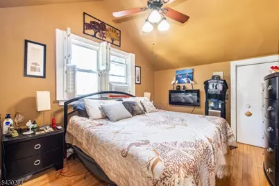 41 Frederick Ave, Hawthorne, NJ 07506 - Photo 21