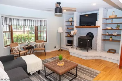 13 Sunset Dr, Clark Township, NJ 07066 - Photo 3