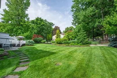 22 Woodbine Trl, Parsippany, NJ 07054 - Photo 35