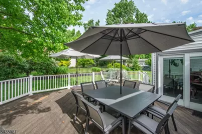22 Woodbine Trl, Parsippany, NJ 07054 - Photo 33