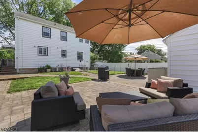 303 E Webster Ave, Roselle Park, NJ 07204 - Photo 21