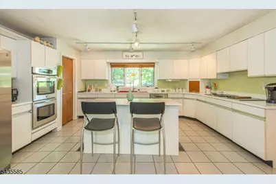 15 Wilshire Dr, Sparta Township, NJ 07871 - Photo 13