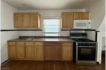 305-307 Sanford Ave #3, Newark, NJ 07106 - Photo 11