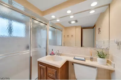 11 Kilmer Dr, Woodbridge Township, NJ 07067 - Photo 27