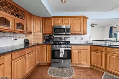 14 Allyson Rd, Mount Olive, NJ 07836 - Photo 5