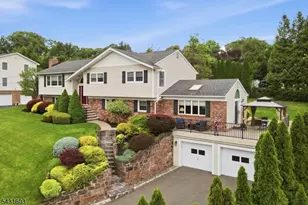 17 Kiowa, Oakland, NJ 07436 - Photo 1