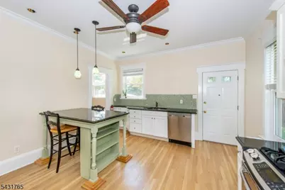 294 Claremont Ave, Montclair, NJ 07042 - Photo 17