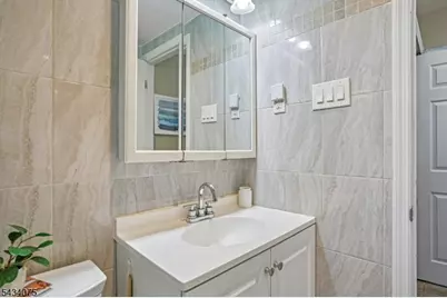 272-276 Walnut St #6D, Newark, NJ 07105 - Photo 21