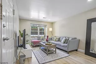 272-276 Walnut St, Newark, NJ 07105 - Photo 3