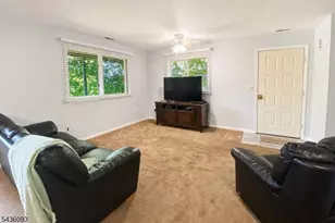 1 Gray Rock Dr Unit, Vernon, NJ 07462 - Photo 3