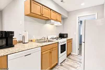 1 Gray Rock Dr Unit #1, Vernon, NJ 07462 - Photo 5