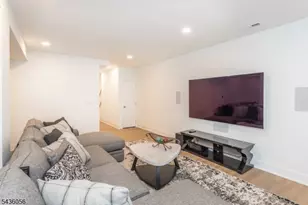 18 Flower Horn Blvd, Randolph Township, NJ 07869 - Photo 27