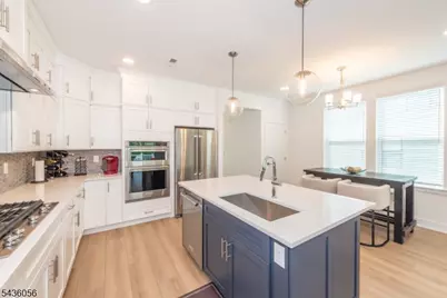18 Flower Horn Blvd, Randolph Township, NJ 07869 - Photo 7