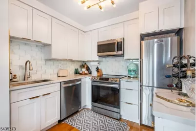 463 1st St #5A, Hoboken, NJ 07030 - Photo 7