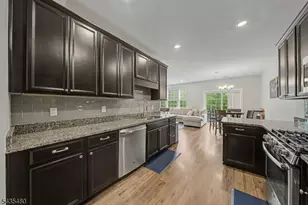 411 Parkview Ln, Rockaway Township, NJ 07866 - Photo 13